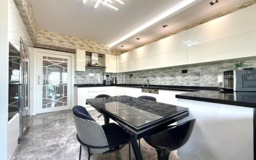 GERZELEDE ÖZEL TASARIM 5+1 HAVUZLU SİTE İÇİ LÜKS DAİRE