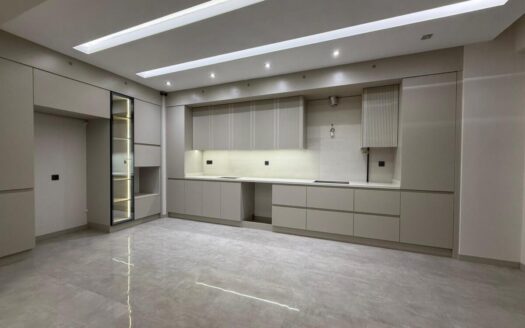 GÖVEÇLİKTE HAVUZLU SİTE İÇİ ULTRA LÜKS 3,5+1 DAİRE