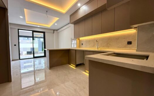 ÇAKMAKTA HAVUZLU, PANJURLU SİTEİÇİ 3,5+1 LÜKS DAİRELER
