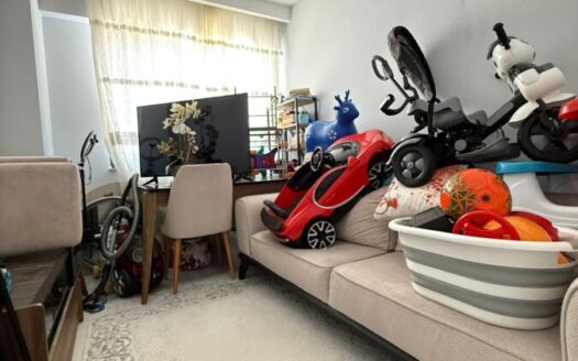 KARAHASANLIDA 3+1 175m2 GENİŞ LÜKS DAİRE FIRSATI