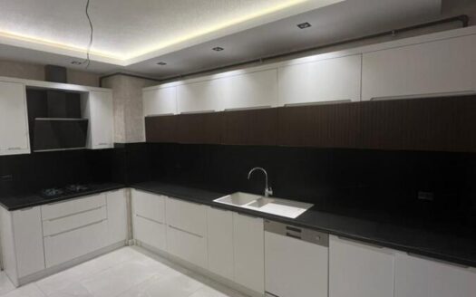 HAVUZ CEPHELİ ANKASTRELİ 3+1 192m2 SİTE İÇİ DAİRE