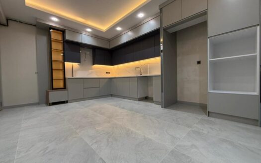GÖVEÇLİKTE G.ODALI E.BANYOLU 185 m2 ULTRA LÜKS DAİRE
