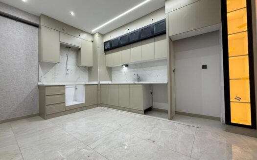 KARAHASANLIDA ULTRA GENİŞ E.BANYOLU LÜKS 2+1 DAİRE