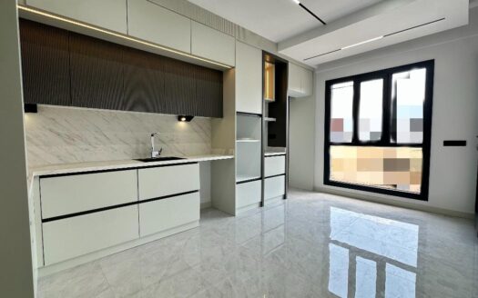 KARAGASANLI’DA 3+1 EVB. BANYOLU-GİYİNME ODALI ARAKAT DAİRE