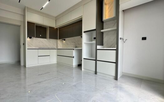 KARAGASANLI’DA 3+1 EVB. BANYOLU-GİYİNME ODALI ARAKAT DAİRE